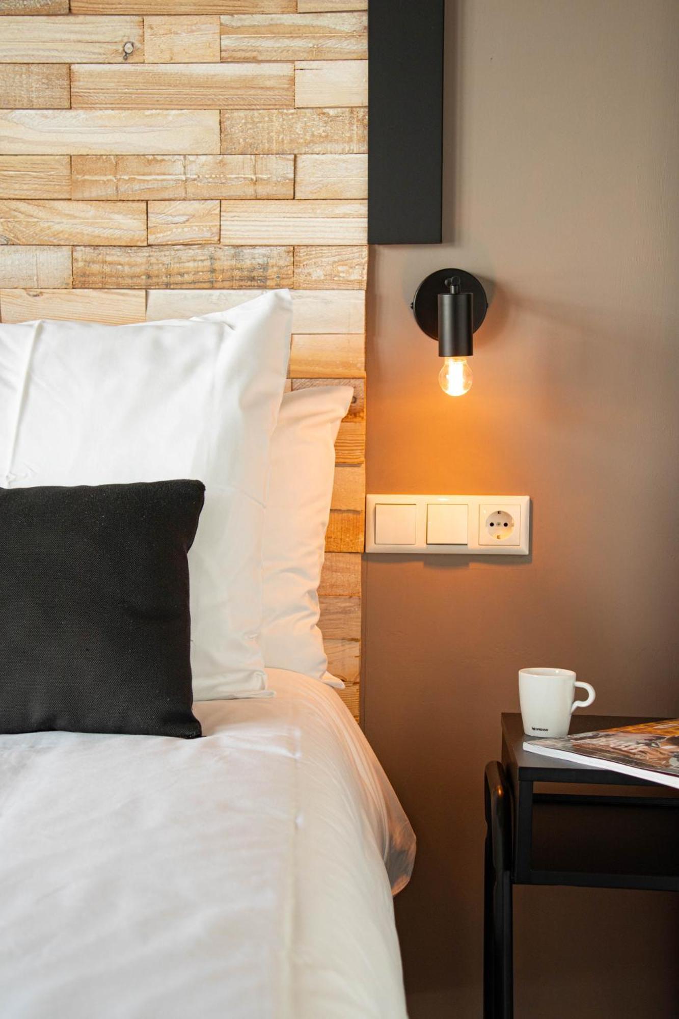 Bed, Bites & Business Hotel Rotterdam Exterior foto